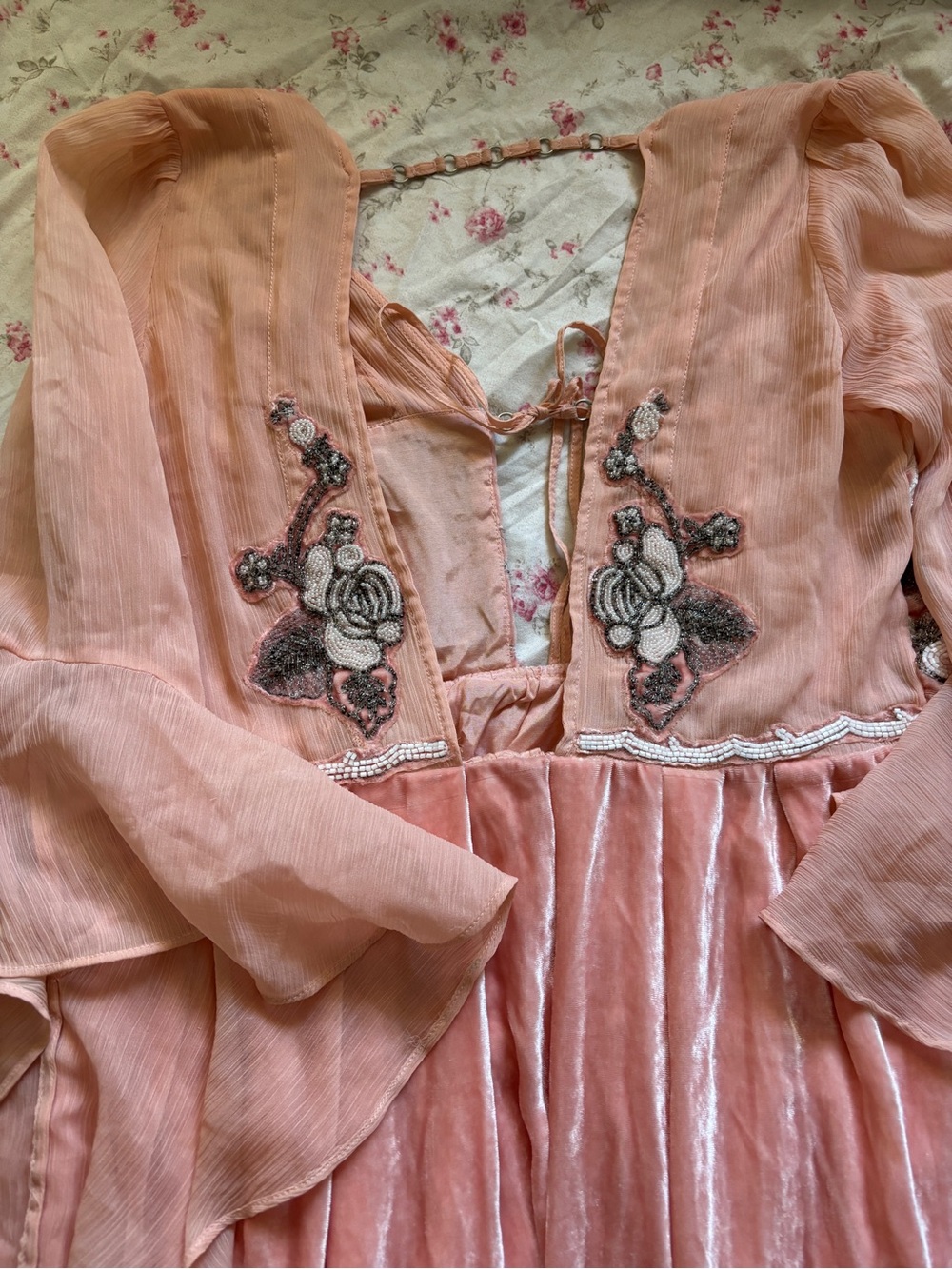 Free people Limited Edition Peach Rose Pink peach Embroidered Velvet Dress - Picture 6 of 7